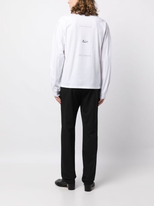 ⁦graphic-print long-sleeve T-shirt⁩ - الصورة ⁦3⁩
